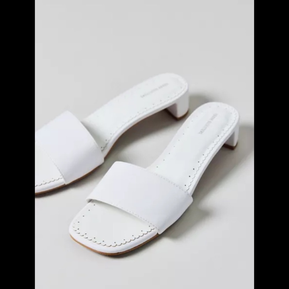 Urban outfitters block heel sandal white NWOT